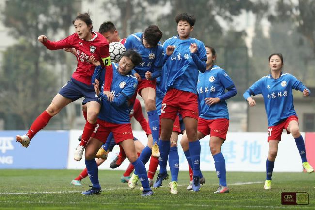 格纳布里将缺席一段时间比赛凌晨拜仁1-5不敌法兰克福的比赛，格纳布里第68分钟替补登场，随后在第70分钟因伤离场。